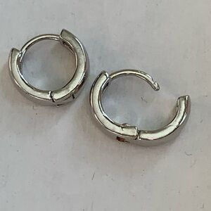 Silver Tone Huggie Hoop Earrings with Hinged Closure | Small Everyday Hoop